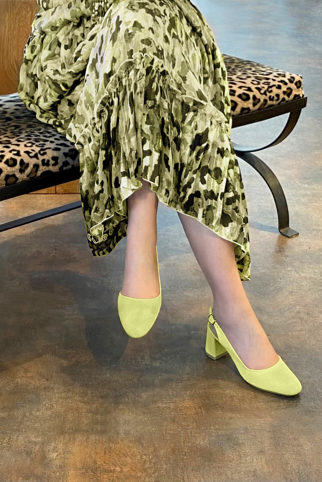 Dress slingback heels in pistachio green leather with medium flare heels and round toe - Top view
